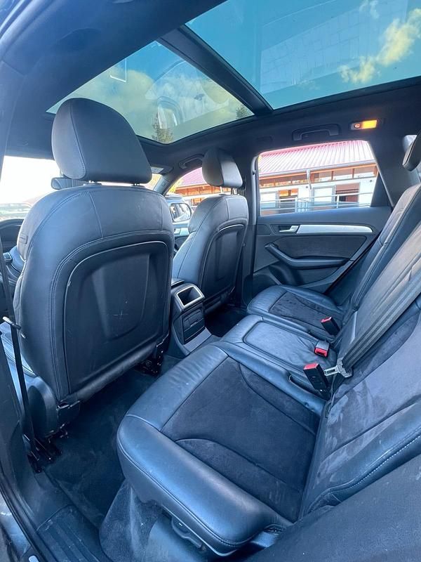 Grau Gebraucht 2015 Audi SQ5 SUV | 12.500 € (Superpreis) - Bild 1/4