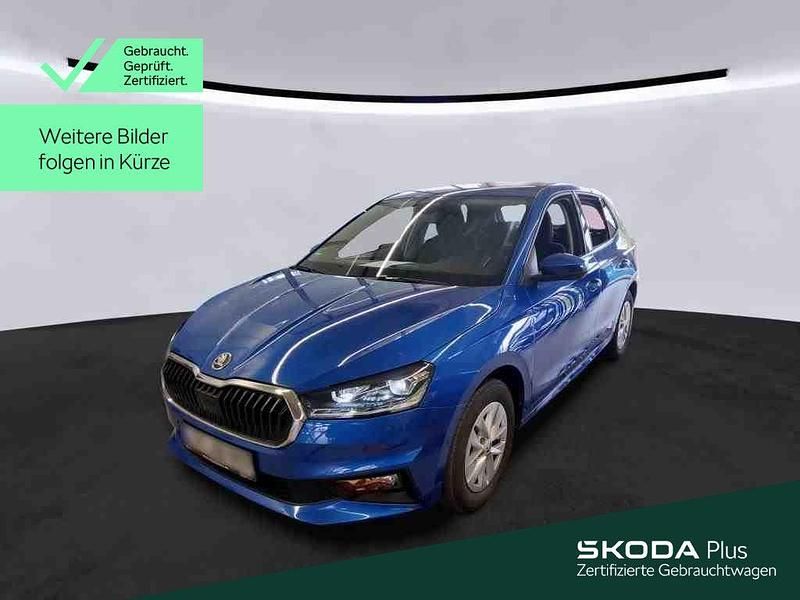Blau Gebraucht 2022 Skoda Fabia Style Limousine | 18.799 € (Fairer Preis) - Bild 1/4