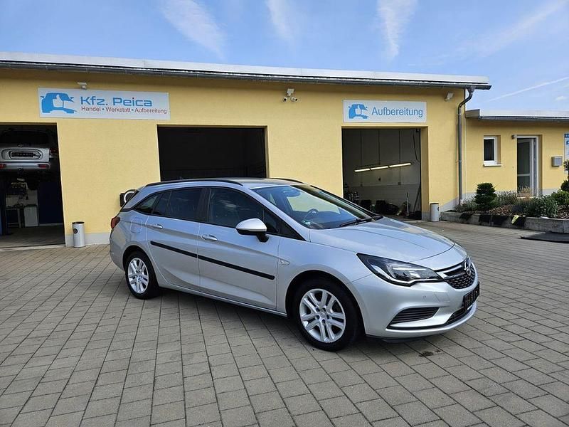 Silber Gebraucht 2018 Opel Astra Edition Kombi | 10.990 € (Fairer Preis) - Bild 1/4