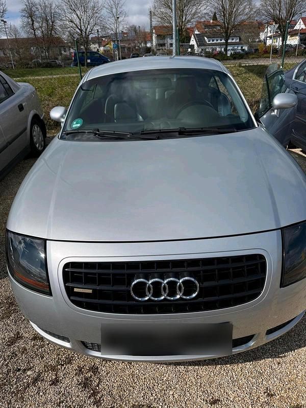 Second-hand Audi TT 180 CP (132 kW) 2000 Gri Coupe