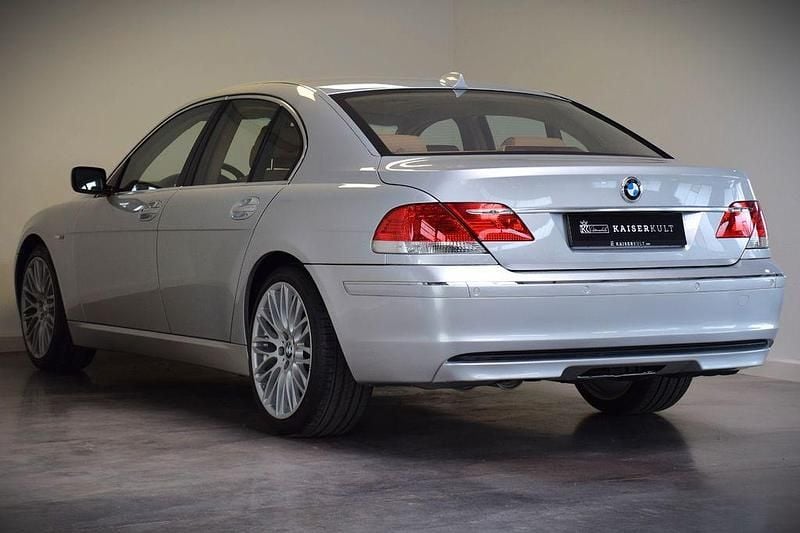 Gebraucht BMW 760 445 PS (327 kW) 2006 Silber Limousine