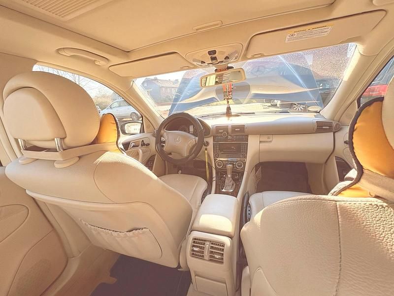 Gebraucht Mercedes C320 218 PS (160 kW) 2005 Schwarz Limousine