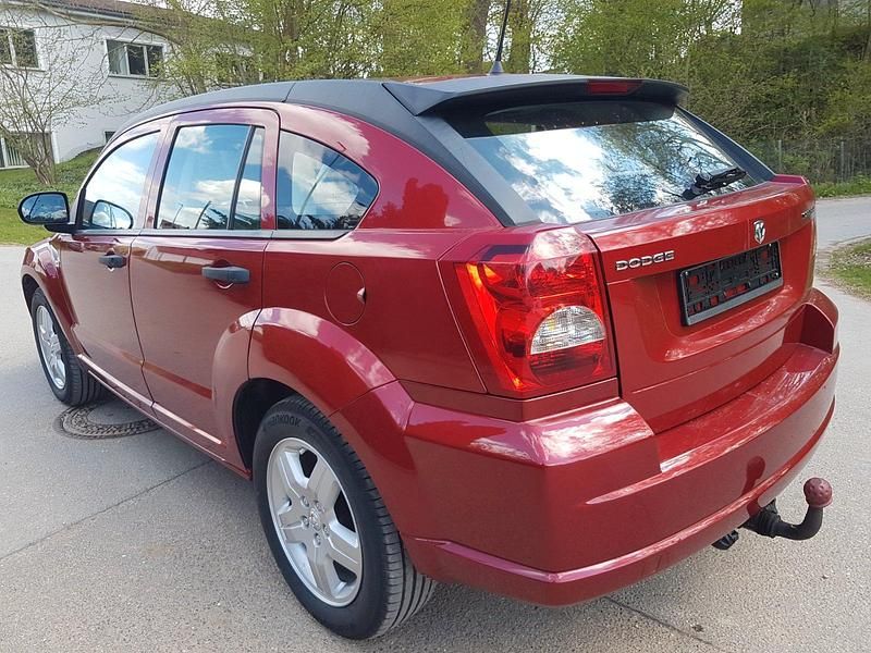 Second-hand Dodge Caliber 150 CP (110 kW) 2009 Roșu Hatchback