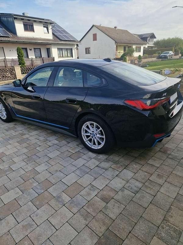 Gebraucht BMW i4 250 kW (340 PS) 2024 Schwarz Limousine
