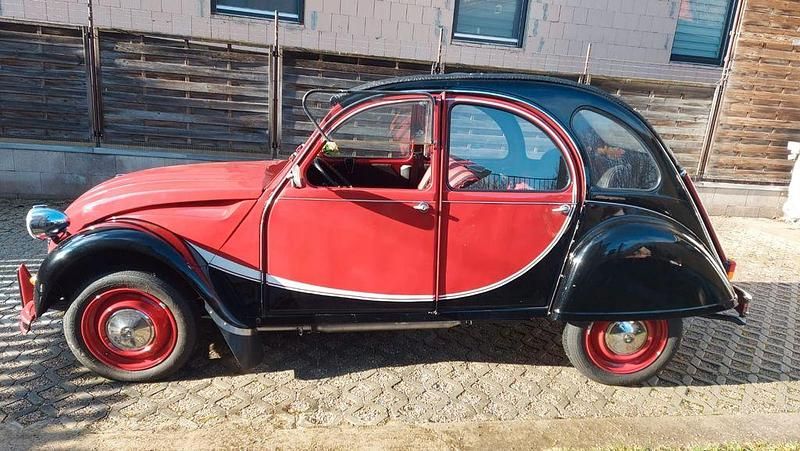 Gebraucht Citroën 2CV 31 PS (22 kW) 1982 Rot Limousine