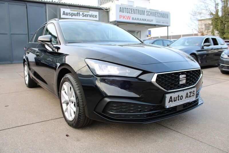 Schwarz Gebraucht 2024 Seat Leon Limousine | 21.950 € (Fairer Preis) - Bild 1/4