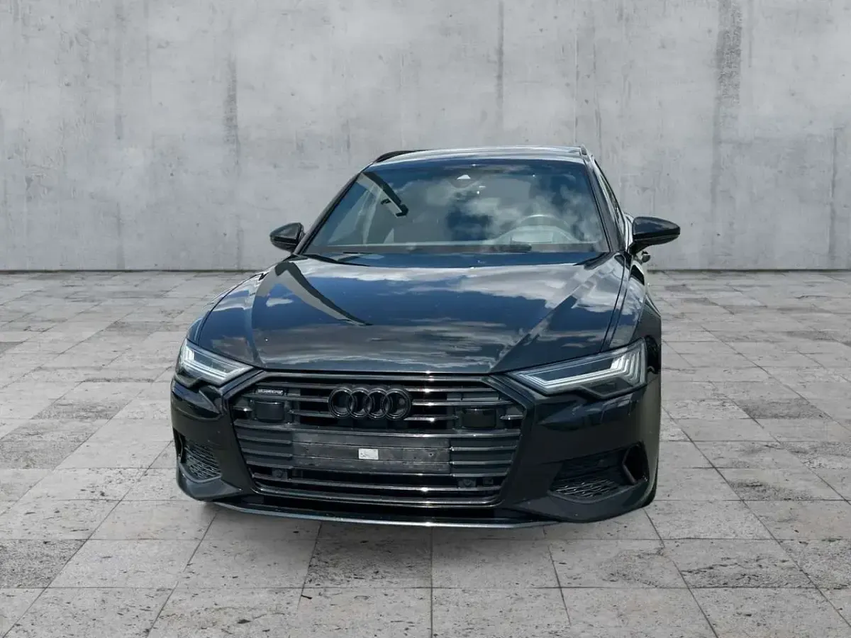 Gebraucht Audi A6 Sport 286 PS (210 kW) 2023 Mythosschwarz metallic Kombi