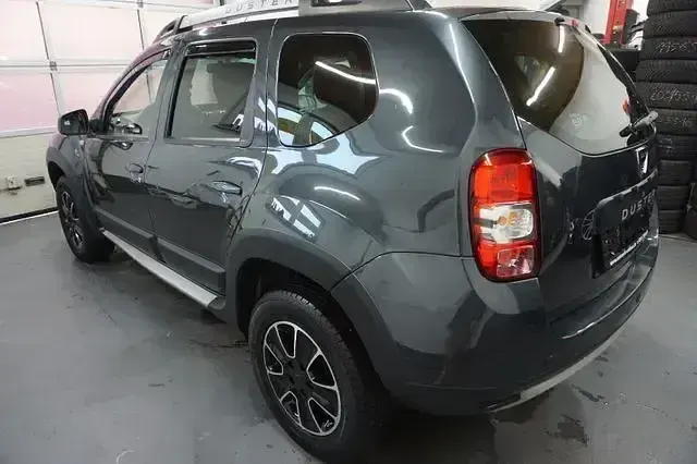 Gebraucht Dacia Duster Urban Explorer 125 PS (91 kW) 2016 Grau SUV