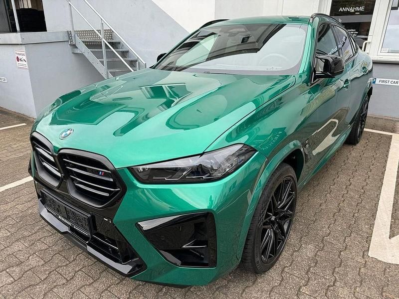 Grün Gebraucht 2023 BMW X6 M Competition Edition SUV | 129.999 € (Fairer Preis) - Bild 1/4
