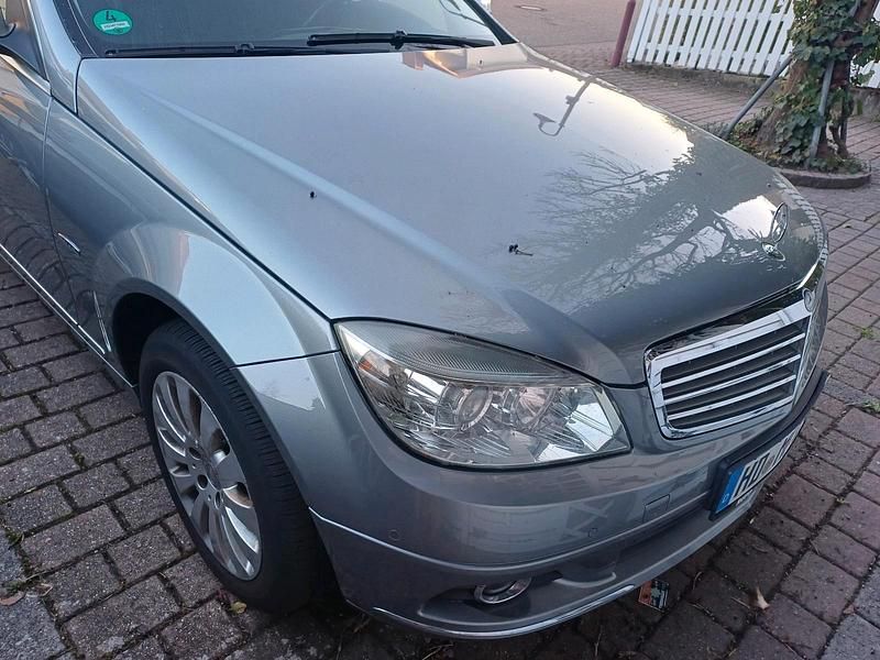 Gebraucht Mercedes C200 184 PS (135 kW) 2008 Grau Limousine