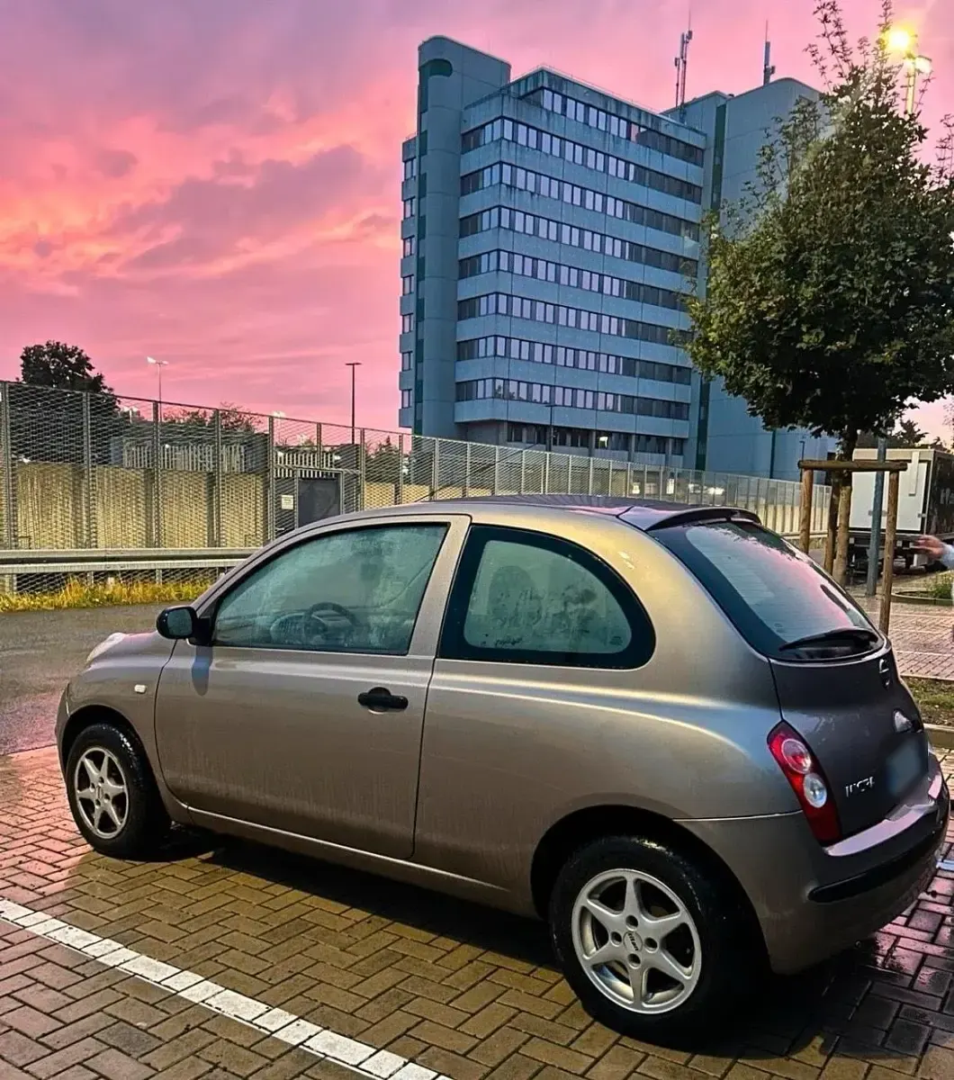 Gebraucht Nissan Micra 65 PS (47 kW) 2005 Braun Kleinwagen