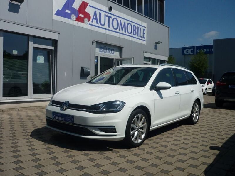 Weiß Gebraucht 2017 VW Golf VII Highline Kombi | 12.000 € (Fairer Preis) - Bild 1/4