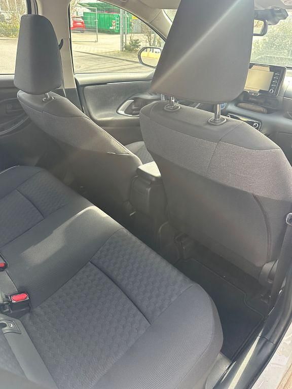 Gebraucht Toyota Yaris 92 PS (67 kW) 2022 Weiß Kleinwagen