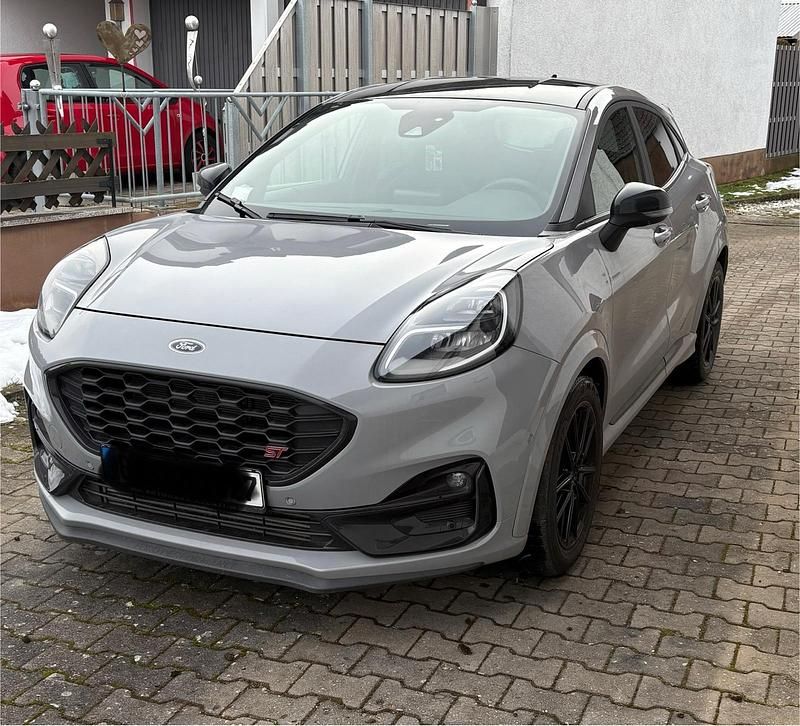 Gebraucht Ford Puma ST 200 PS (147 kW) 2022 Grau SUV