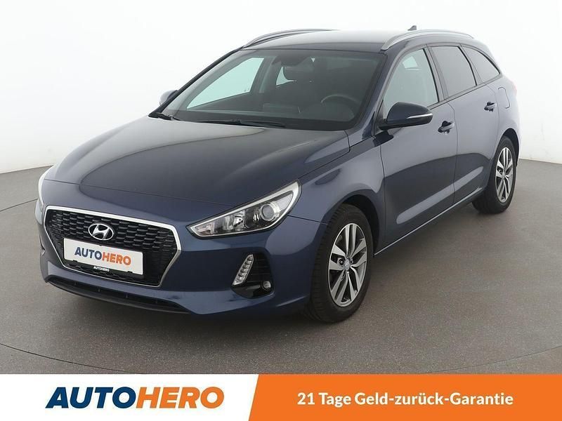 Blau Gebraucht 2017 Hyundai i30 Kombi | 16.290 € (Fairer Preis) - Bild 1/3