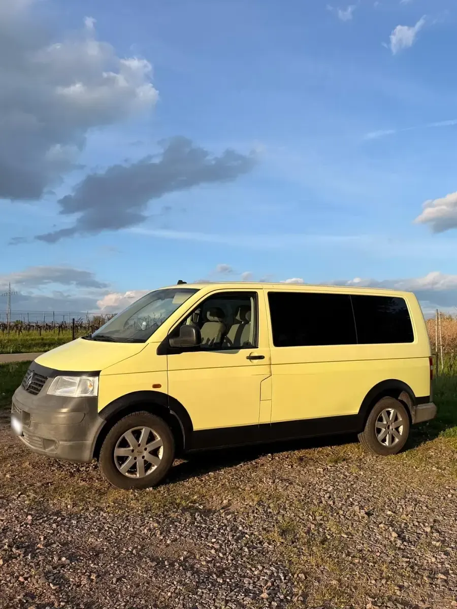 Gebraucht VW Caravelle 130 PS (95 kW) 2005 Gelb Van