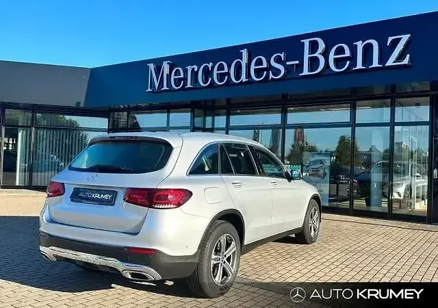 Gebraucht Mercedes GLC300 258 PS (189 kW) 2020 Silber SUV