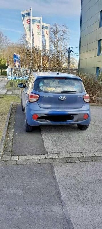 Gebraucht Hyundai i10 Style 87 PS (63 kW) 2017 Blau Kleinwagen