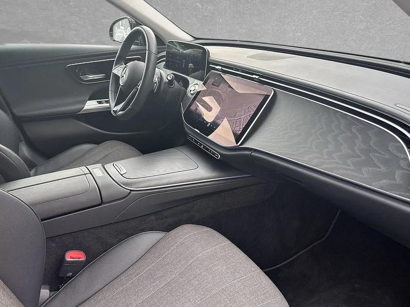 Gebraucht Mercedes E220 Advanced 197 PS (144 kW) 2024 Andere Kombi