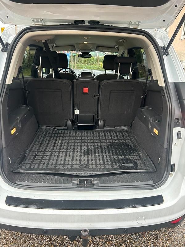 Gebraucht Ford Grand C-Max 116 PS (85 kW) 2015 Weiß Van / Kleinbus