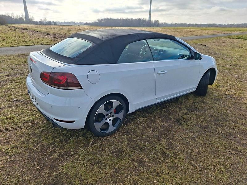 Gebraucht VW Golf Cabriolet GTI 211 PS (155 kW) 2014 Weiß Cabrio