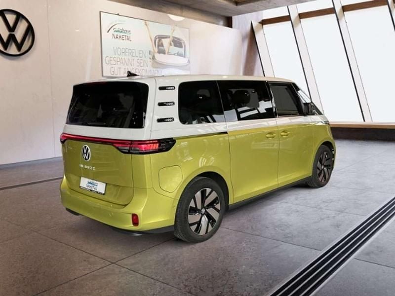 Gebraucht VW ID. Buzz Pro 150 kW (204 PS) 2022 Candyweiß/limonengelb metalli Van / Kleinbus