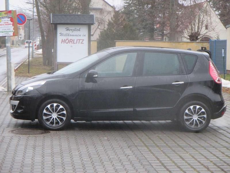 Gebraucht Renault Scénic III Luxe 131 PS (96 kW) 2010 Perlmuttschwarz Van / Kleinbus
