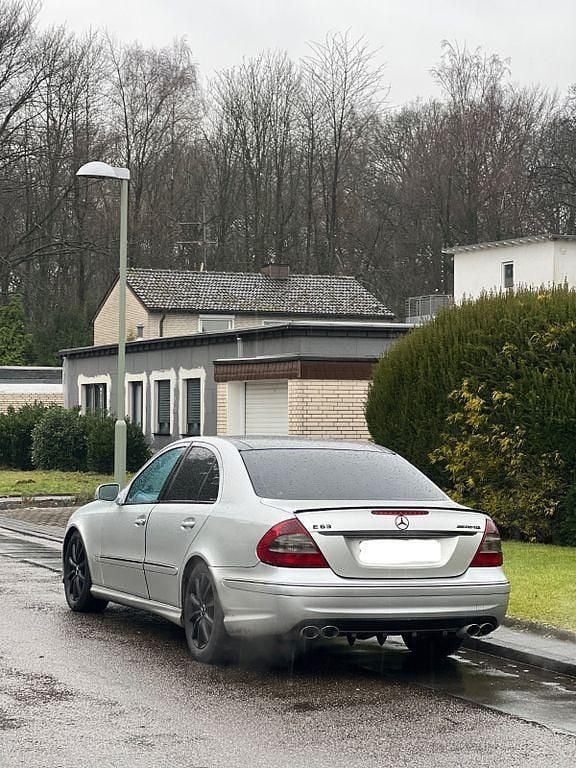 Gebraucht Mercedes E320 Avantgarde 224 PS (164 kW) 2006 Silber Limousine