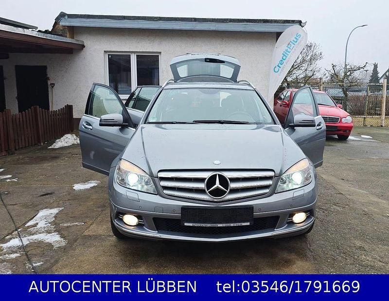 Gebraucht Mercedes C200 184 PS (135 kW) 2010 Silber Kombi