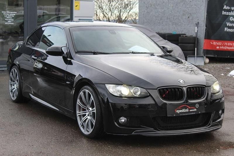 Gebraucht BMW 325 Cabriolet Comfort Edition 218 PS (160 kW) 2009 Schwarz Cabrio