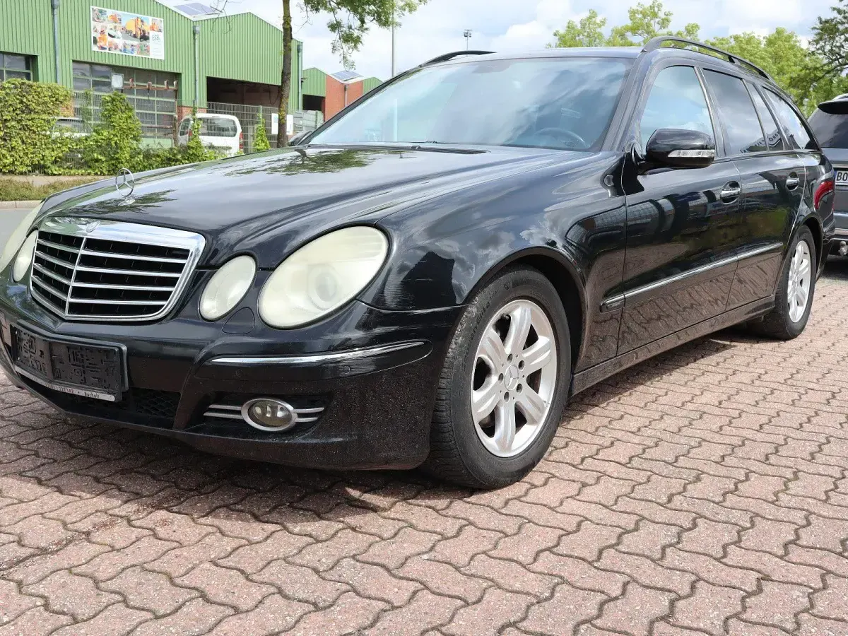 Gebraucht Mercedes E320 Avantgarde 224 PS (164 kW) 2007 Schwarz Kombi