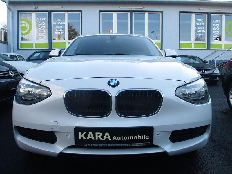 Gebraucht BMW 116 116 PS (85 kW) 2014 Weiß Kleinwagen