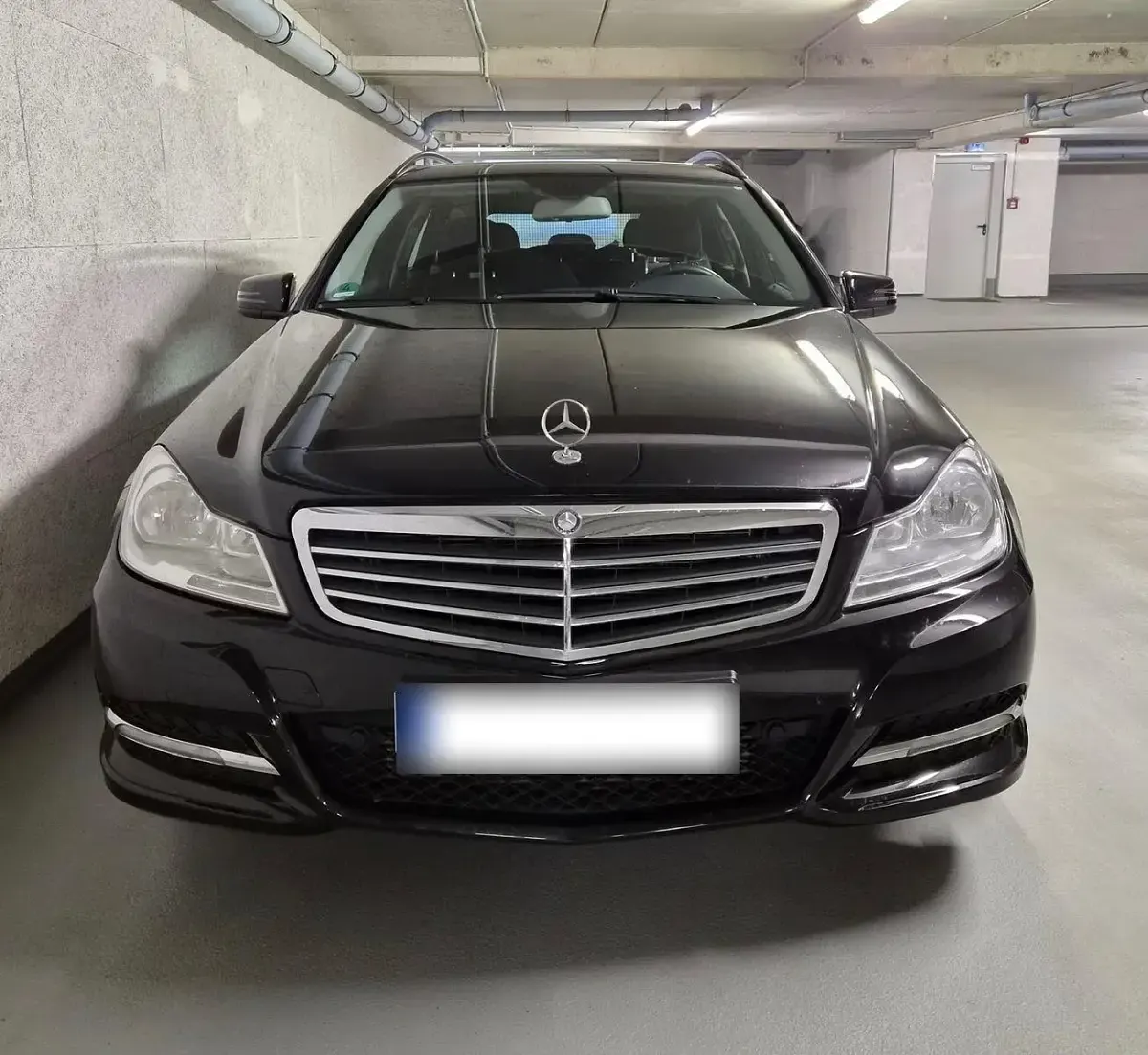 Gebraucht Mercedes C220 170 PS (125 kW) 2012 Schwarz Limousine