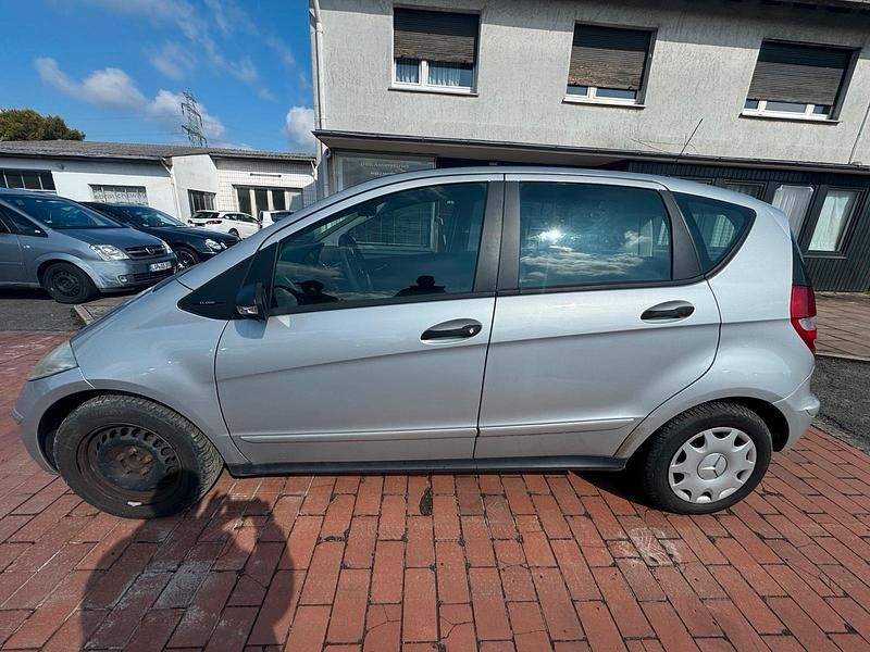 Gebraucht Mercedes A150 95 PS (69 kW) 2004 Silber Kleinwagen