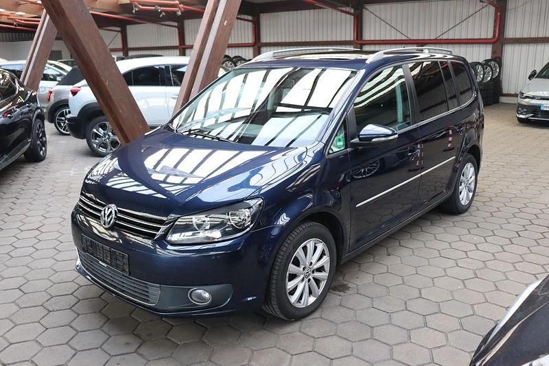 Blau Gebraucht 2011 VW Touran Highline Van / Kleinbus | 6.900 € (Fairer Preis) - Bild 1/4