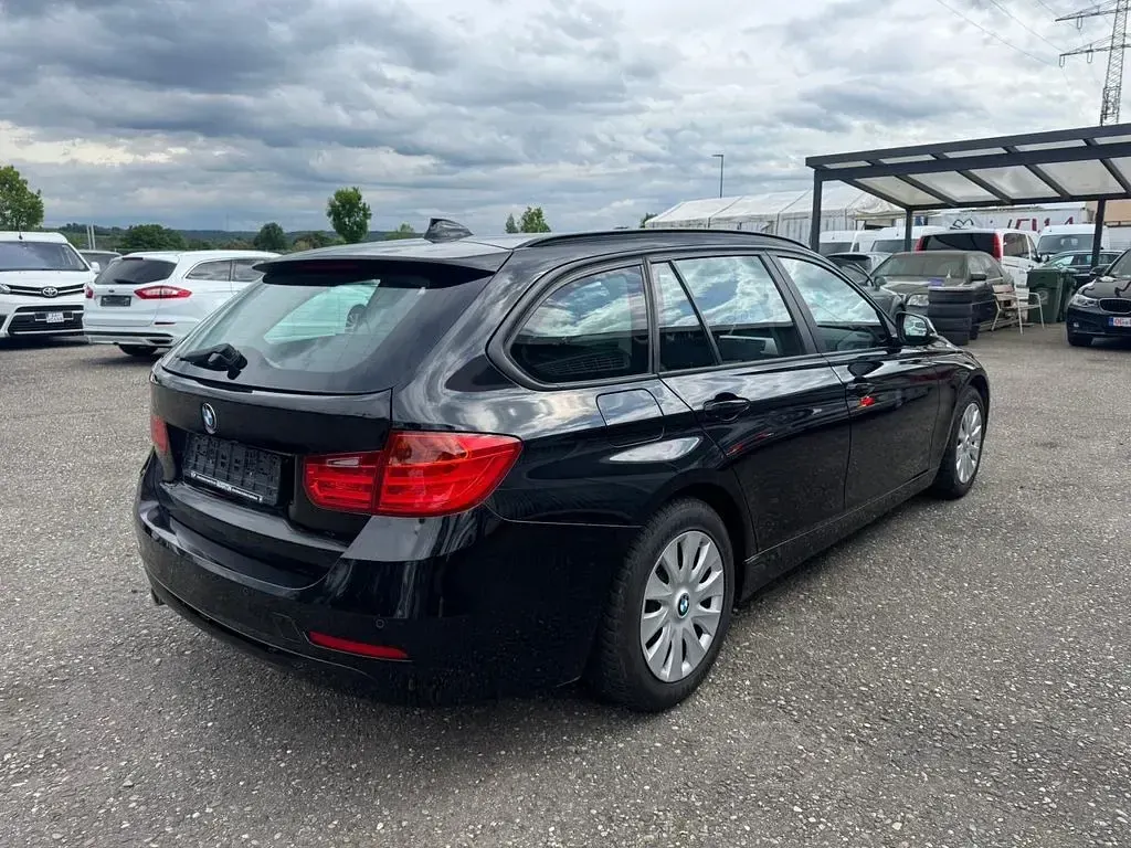 Brugt BMW 318 143 HK (105 kW) 2014 Sort Stationcar
