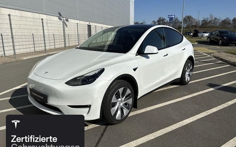Gebraucht Tesla Model Y 273 kW (372 PS) 2023 Weiß SUV