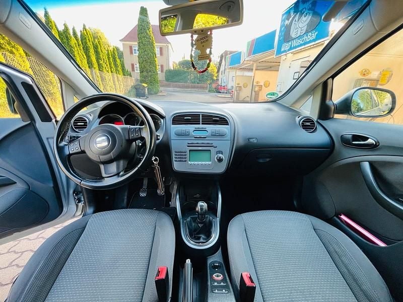 Gebraucht Seat Altea XL 105 PS (77 kW) 2006 Silber Van / Kleinbus