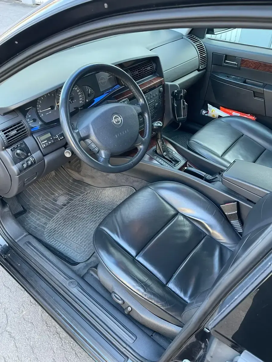 Gebraucht Opel Omega 218 PS (160 kW) 2000 Schwarz Limousine
