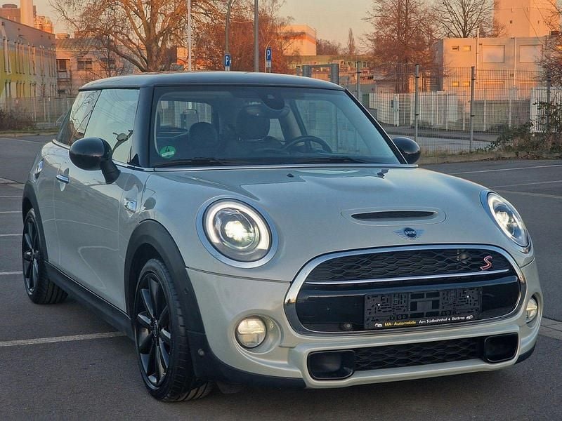 Silber Gebraucht 2017 Mini Cooper Chili Kleinwagen | 15.990 € (Superpreis) - Bild 1/4