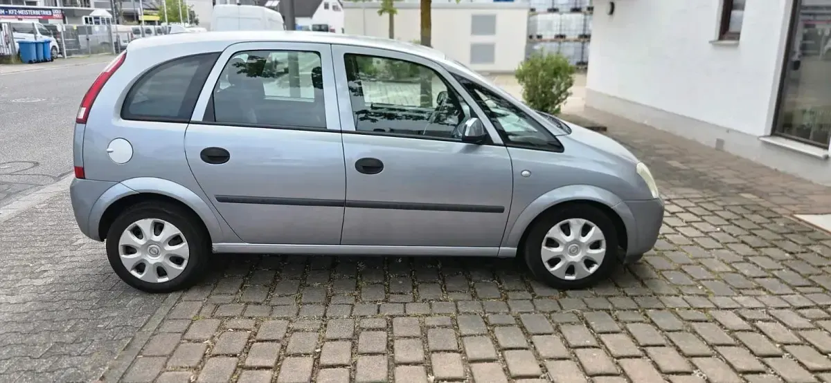 Gebraucht Opel Meriva 101 PS (74 kW) 2004 Silber Van / Kleinbus