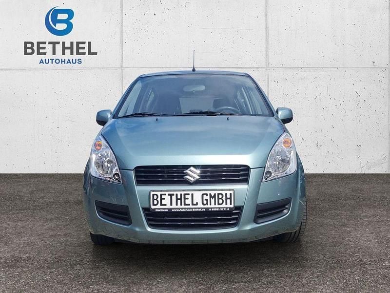 Gebraucht Suzuki Splash Club 94 PS (69 kW) 2012 Grün Kleinwagen