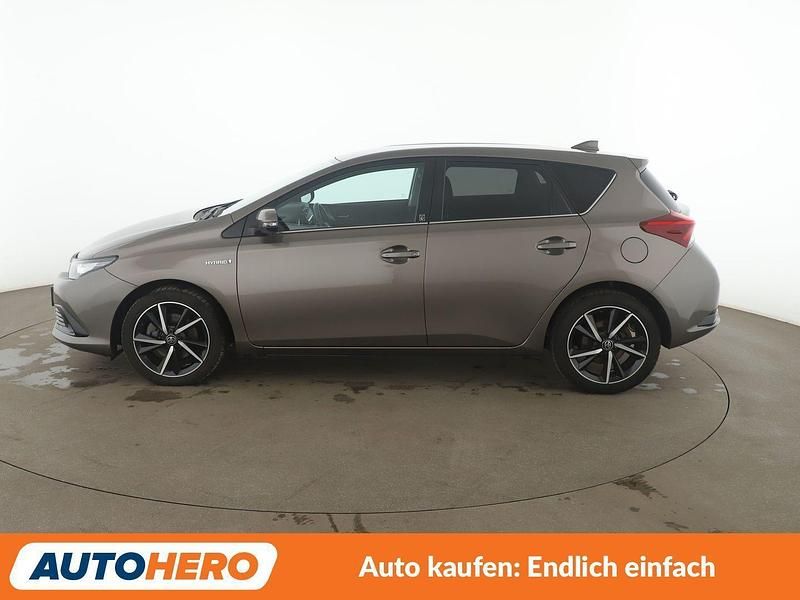 Gebraucht Toyota Auris Hybrid Team 136 PS (100 kW) 2019 Grau Limousine