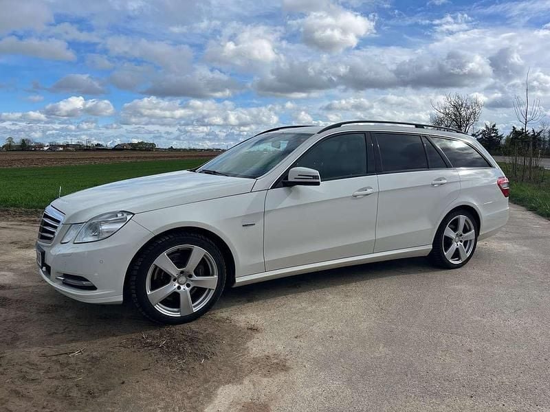 Gebraucht Mercedes E350 265 PS (194 kW) 2012 Weiß Kombi
