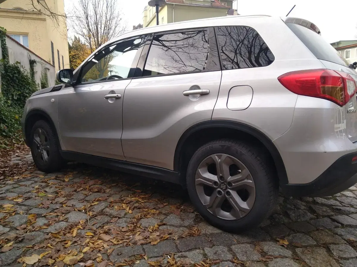 Gebraucht Suzuki Vitara Comfort 120 PS (88 kW) 2016 Silber SUV