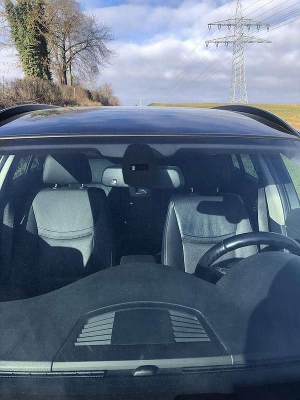 Gebraucht BMW 330 245 PS (180 kW) 2010 Schwarz Kombi