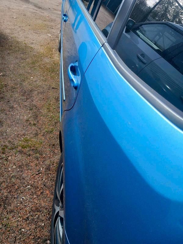 Gebraucht VW Touran 105 PS (77 kW) 2013 Blau Van / Kleinbus