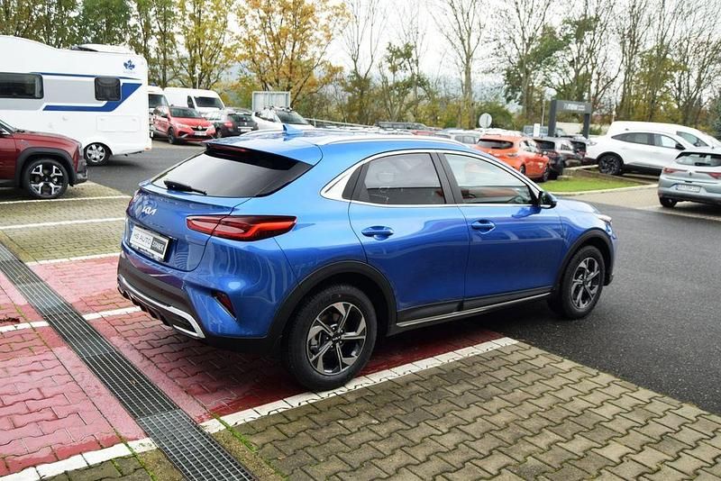 Neu Kia XCeed Exclusive 116 PS (85 kW) 2026 Blau SUV