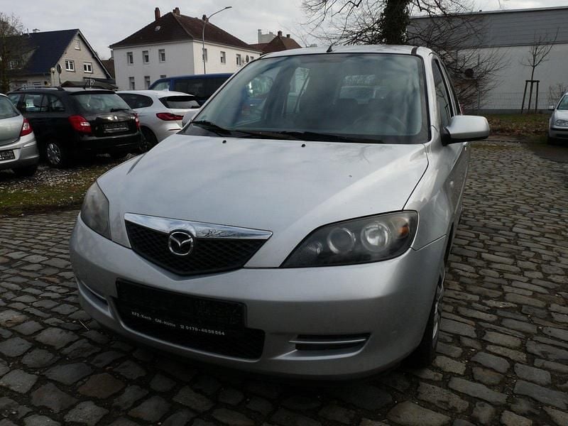 Gebraucht Mazda 2 80 PS (58 kW) 2006 Silber Kleinwagen