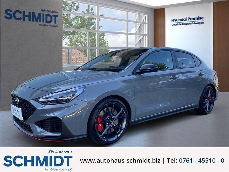 Grau Gebraucht 2024 Hyundai i30 N Performance Limousine | 33.790 € (Teuer) - Bild 1/4